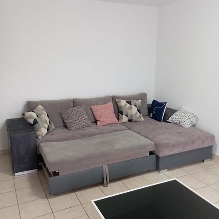 Résidence calme avec piscine Béziers Extérieur photo