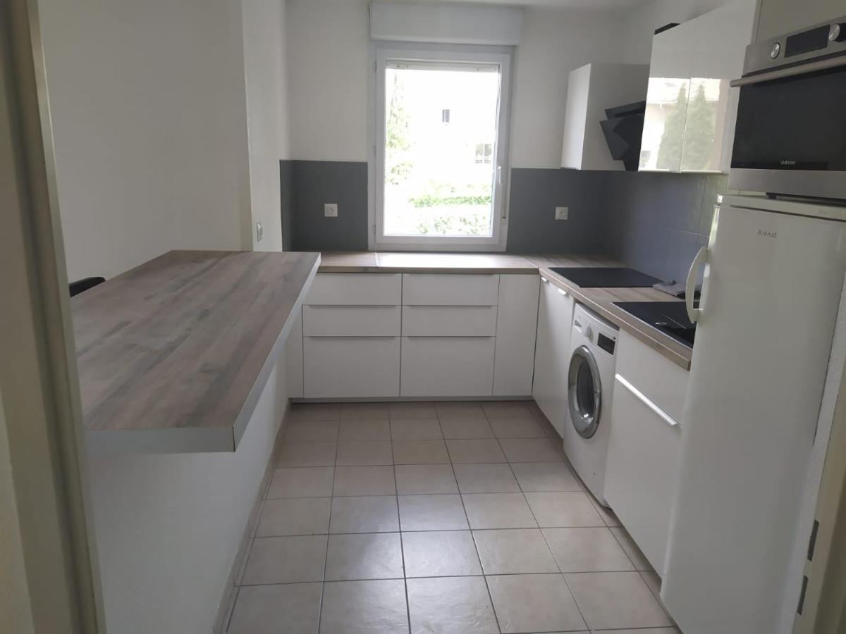 Résidence calme avec piscine Béziers Extérieur photo