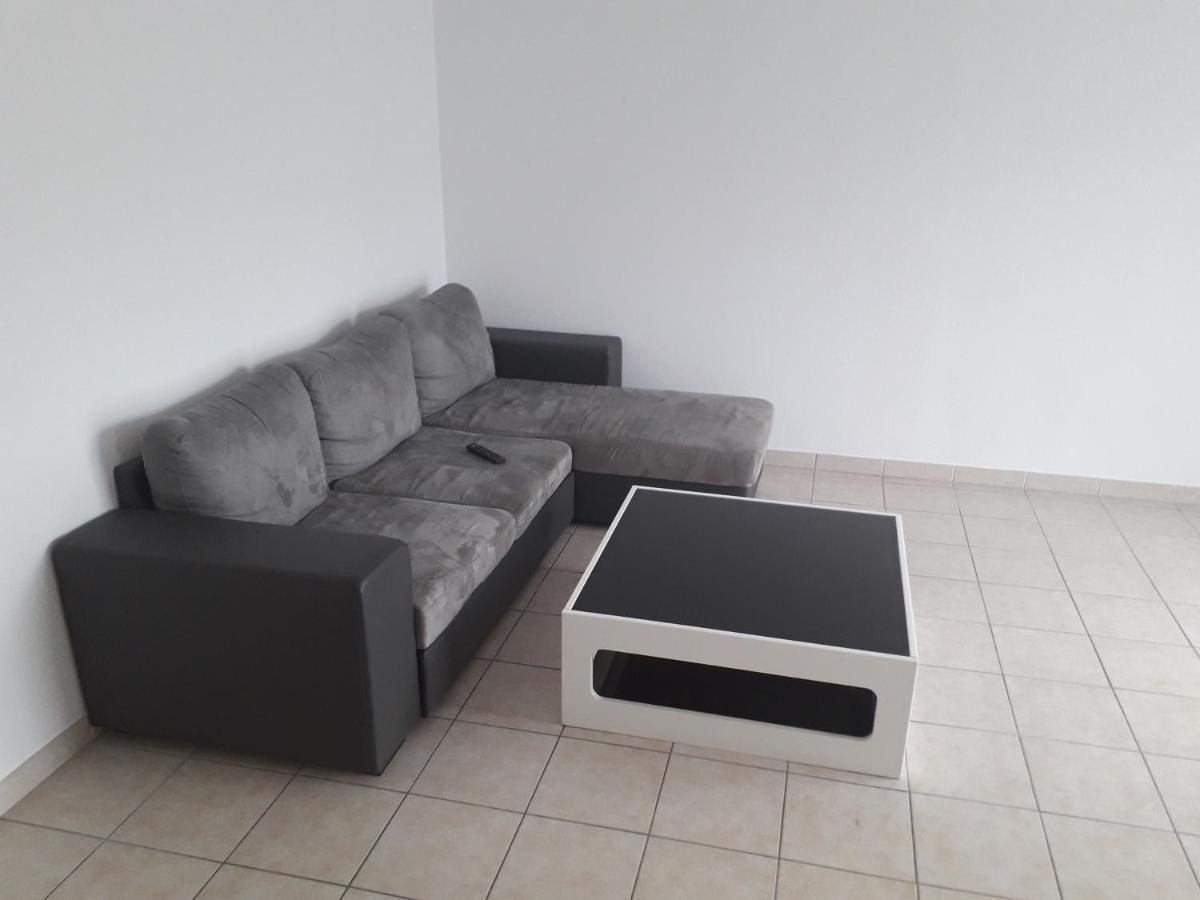 Résidence calme avec piscine Béziers Extérieur photo