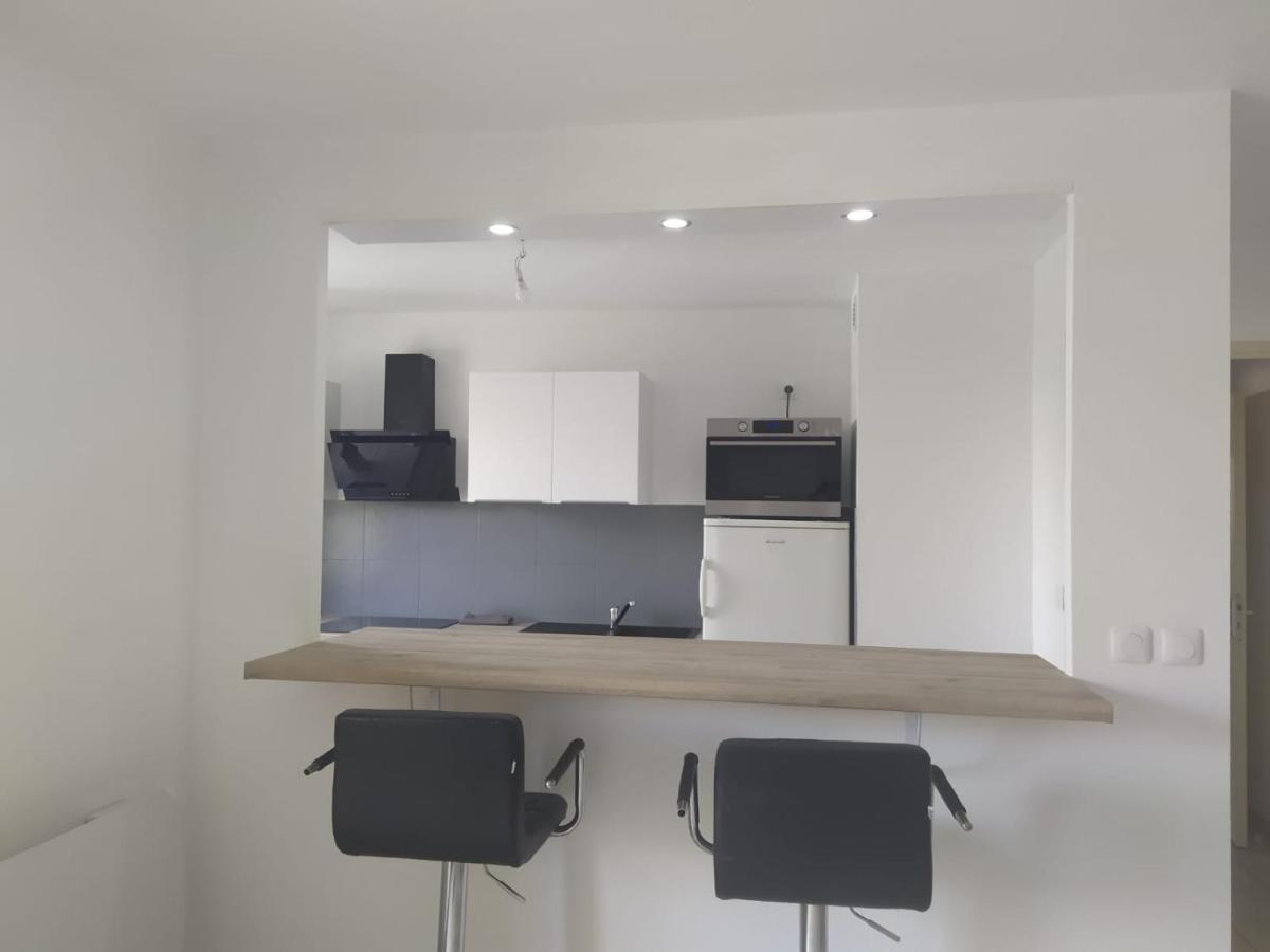 Résidence calme avec piscine Béziers Extérieur photo